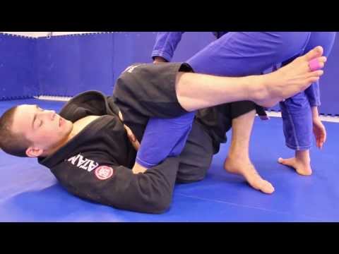 DE LA RIVA ANKLE LOCK