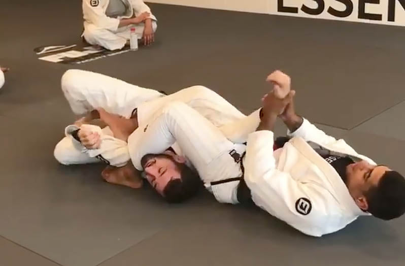 ARMLOCK ESCAPE DRILLS WITH JT TORRES