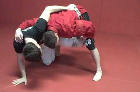 SAMBO ANKLE PICK TO ROLLING KNEEBAR