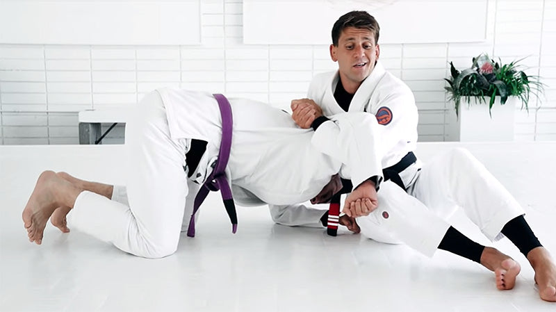 RAFA MENDES: ARMBAR X CRUCIFIX OPTIONS OFF SINGLE LEG