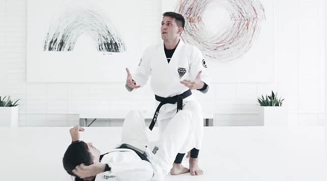 SHIN TRAP GUARD PASSING OPTIONS WITH RAFA MENDES